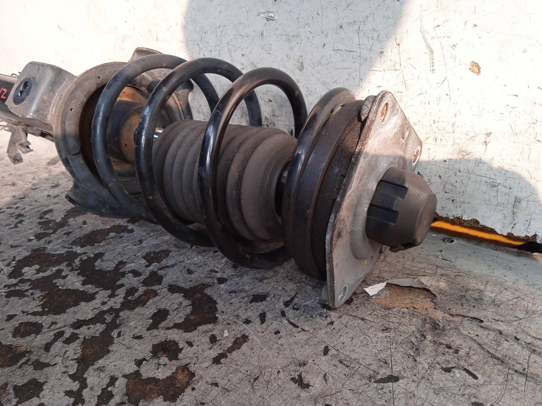 Ammortizzatore ant. dx.